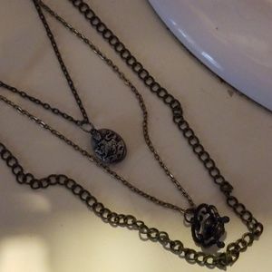 Alice cullen twilight breaking dawn necklace